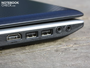 Le interfacce offerte sono un poco più dello standard, oltre alle USB, HDMI e VGA abbiamo anche l'eSATA.