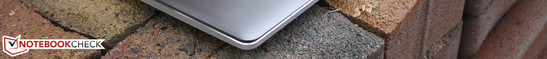 Asus Zenbook NX500JK-DR018H: Potente e bello da vedere allo stesso tempo?