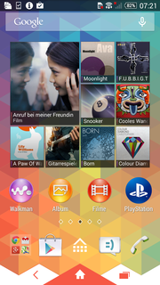 "Xperia Themes" vi consente di regolare icone e background.