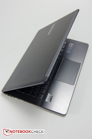 Il Samsung Ativ Book 7 740U3E-A01UB...