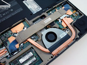 CPU Intel Core 2 Extreme QX9300 Quad Core supportata da due schede grafiche ATI Radeon 3870 in combinazione crossfire.