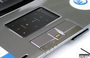 Il touch pad può funzionare in due modalità, e può essere usato per controllare le funzioni multimediali.