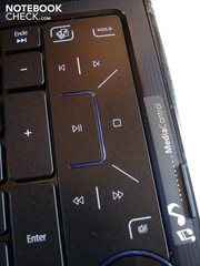 Acer ha integrato un pratico controllo multimedia a destra della tastiera