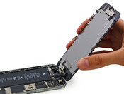 Facile accedere alla batteria. (Fonte: http://www.iFixit.com)