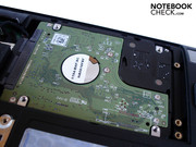 Il case da 18.4 pollici contiene due slot per hard disk.