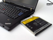 Ma, tutti i modelli hanno uno slot Ultrabay, che può montare anche una batteria o un secondo hard disk.
