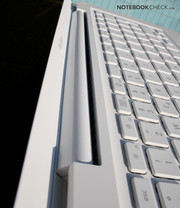 Somigliando al MacBook Pro in alluminio