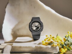 Il nuovo G-Shock monocromatico di Casio abbina accenti metallici a un design compatto e leggero