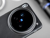 Vivo X200 Ultra con impugnatura e teleconvertitore: i recensori hanno già scattato foto e video fantastici con la nuova ammiraglia con fotocamera Zeiss (Fonte: Weibo)