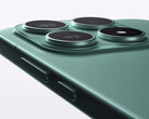 Lo Xiaomi 18 standard dovrebbe, a quanto riferito, presentare una configurazione di fotocamere Leica da 200 MP simile a quella del Pro. Nella foto: un'immagine promozionale che mostra le fotocamere posteriori dello Xiaomi 17.