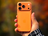 Il successore dell'iPhone 17 Pro potrebbe avere un foro più piccolo (fonte: Abhinav Choudhary)