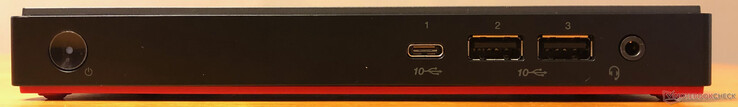 Lato Frontale: pulsante accensione, USB 3.1 (Gen 2) Type-C, 2x USB 3.1 (Gen 2) Type-A, jack cuffie