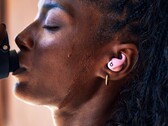 I Powerbeats Fit sono disponibili in quattro colori, tra cui il rosa. (Fonte: Apple)