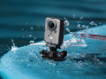 La telecamera d'azione DJI Osmo 360 ha una portata di 10 metri (33 piedi) (Fonte: DJI)