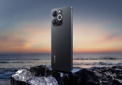 Il Realme P4 Lite in colorazione nero ossidiana