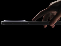 Un profilo laterale di Vivo X300 che mostra il sottile alloggiamento della fotocamera. (Fonte: Vivo)