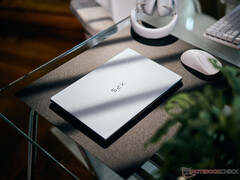 La versione Panther Lake dell’XPS 13 è disponibile nella finitura Sky qui illustrata.