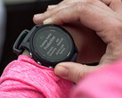 Il Forerunner 955 ha ricevuto la sua prima build 19.xx, che Garmin ha riempito con correzioni di bug e nuove funzionalità. (Fonte: Garmin)