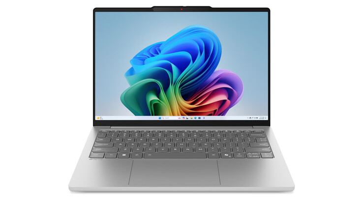 L’IdeaPad Slim 5 13IWC11 misura 295,58 x 206,95 x 14,3 mm.