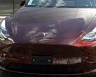 La Model Y di Berlino in Midnight Cherry Red (immagine: Vision E Drive/YT)