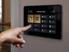 Il ponte Dynalite Matter di Philips combina il touch screen (nella foto) e il gateway Ethernet. (Fonte: Philips Dynalite)