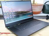 2022 I possessori di Razer Blade 17 ottengono 10 W di prestazioni grafiche in più grazie all'aggiornamento gratuito del BIOS