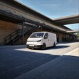 Il nuovo Ford Transit City: Questo nuovissimo furgone elettrico è stato progettato per attirare i servizi di consegna e di corriere, nonché i commercianti e i fornitori di servizi.