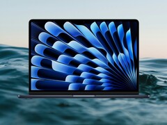 Il Apple MacBook Air 13 M4 (2025) è dotato di un display Liquid Retina IPS da 13,6 pollici. (Fonte immagine: Apple/Amazon, Unsplash, modificato)