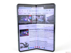 Sono emerse online ulteriori informazioni sui modelli Galaxy Z Fold5 e Galaxy Z Flip5 (immagine via own)