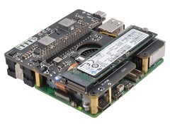 X1208: Nuova scheda di espansione Raspberry Pi 5 per UPS e archiviazione SSD
