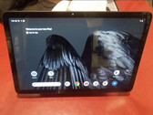 Il tablet Pixel non sarà lanciato prima di qualche mese. (Fonte: Facebook Marketplace via @VNchocoTaco)