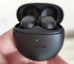 1MORE ComfoBuds Mini TWS in nero (Fonte: Own)