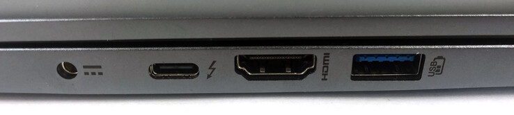 A sinistra: 1x alimentazione, 1x USB 3.2 Type-C Gen 2 (con Thunderbolt 4), 1x HDMI, 1x USB 3.2 Type-A