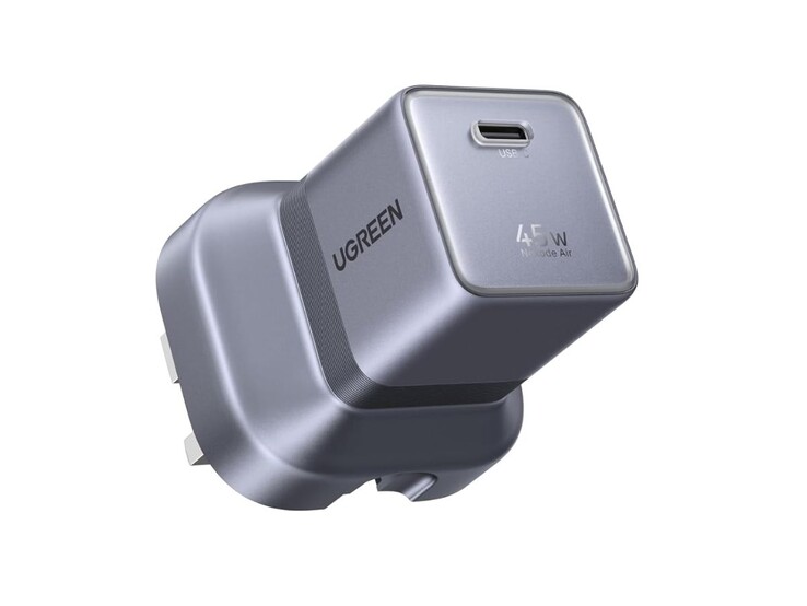 La versione britannica del caricatore Ugreen Nexode Air 45W
