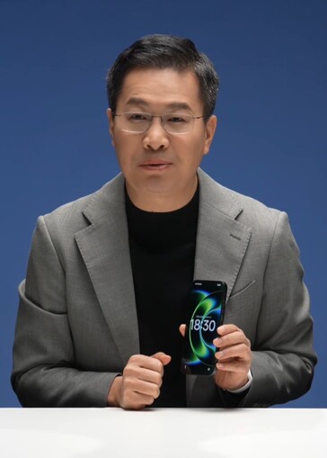 Lu Weibing dà la prima occhiata frontale allo Xiaomi 17 Ultra (Fonte: Lu Weibing)