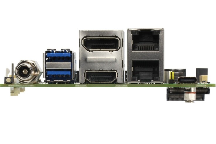Questo computer a scheda singola supporta un totale di tre schermi 4K (Fonte: Aaeon)