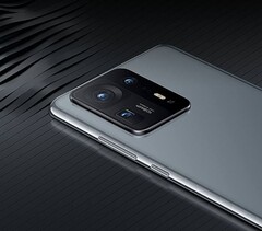 Il Mix 4 lanciato nel 2021 con una fotocamera selfie sotto il display. (Fonte: Xiaomi)