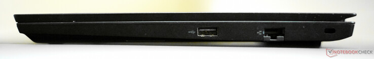 A destra: USB-A 2.0, RJ45 Gigabit, lucchetto Kensington