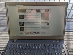 Utilizzo del ThinkPad L15 G2 all'aperto