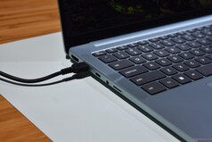 Lenovo IdeaPad Vibe: porte sul lato sinistro.