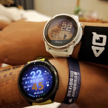 Il Coros Apex 4 a confronto con il Forerunner 965. (Fonte: manudi19)