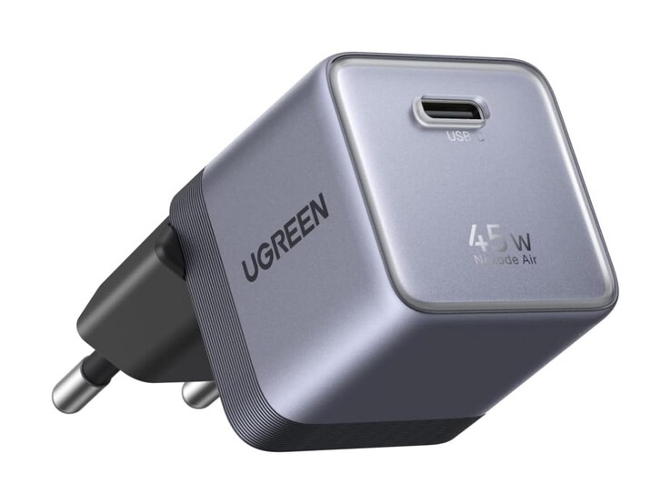Il caricatore Ugreen Nexode Air 45W GaN