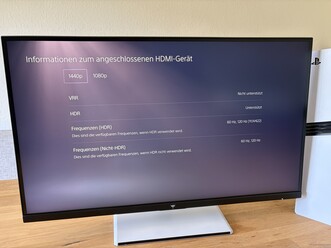 La PS5 Pro funziona senza problemi con risoluzione QHD e a 120 Hz.