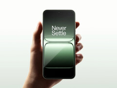 Il OnePlus 13s è uno dei flagship più piccoli di OnePlus da molto tempo a questa parte. (Fonte: OnePlus)