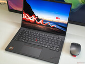 Eccellente laptop aziendale con 64 GB di RAM - Recensione del Lenovo ThinkPad T14s Gen 7 con processore AMD