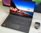 Recensione del Lenovo ThinkPad T14s Gen 7 con processore AMD: Eccellente laptop aziendale con 64 GB di RAM