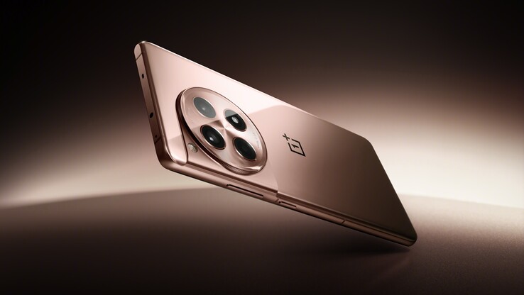 OnePlus mostra l'Ace 3 nella nuova colorazione Mingsha Gold. (Fonte: OnePlus via Weibo)