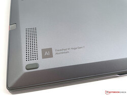 L'X1 Yoga G7 utilizza l'alluminio.