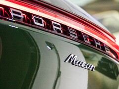 La Porsche Macan elettrica potrebbe avere un design diverso rispetto all'originale SUV compatto con motori a combustione interna (Immagine: Dean Oriade)
