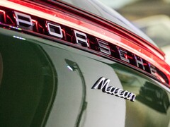 La Porsche Macan elettrica potrebbe avere un design diverso rispetto all&#039;originale SUV compatto con motori a combustione interna (Immagine: Dean Oriade)